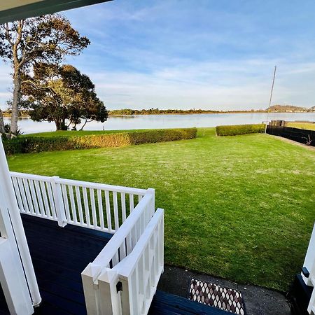 Monarch Cottage On The Estuary Athenree Екстер'єр фото