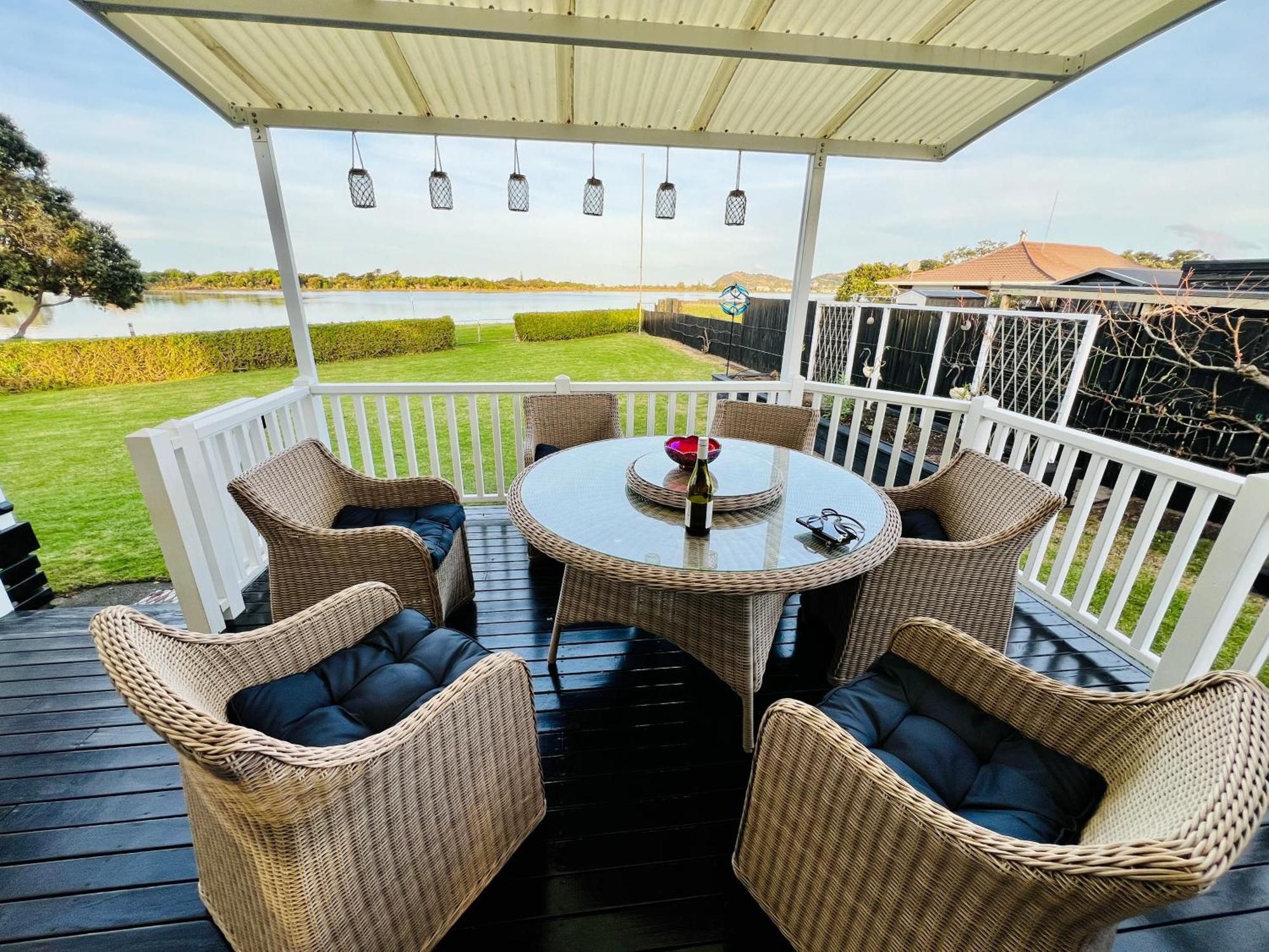 Monarch Cottage On The Estuary Athenree Екстер'єр фото